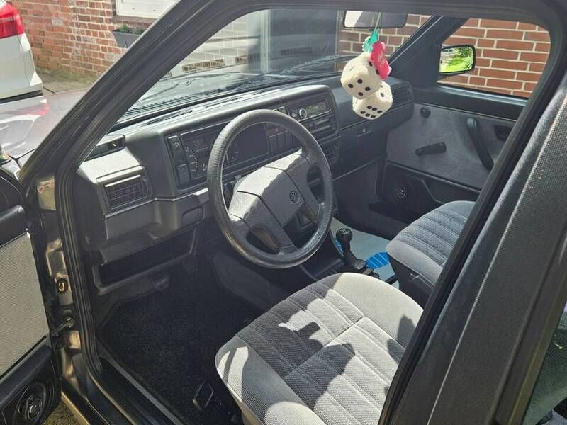 Occasion VW Jetta 69 ch (50 kW) 1991 Gris Berline