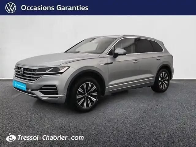 Gris clair Utilisé 2023 VW Touareg Elegance SUV | 62 790 € - Image 1/4