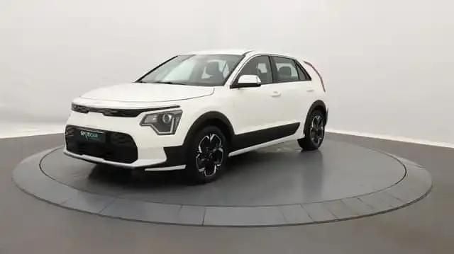 Blanc Utilisé 2022 Kia e-Niro Motion SUV | 18 990 € (Prix assez cher) - Image 1/4