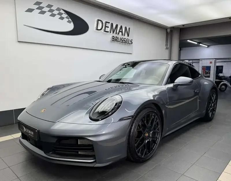 Gris Utilisé 2024 Porsche 911 Carrera Chrono Coupé | 145 900 € - Image 1/4