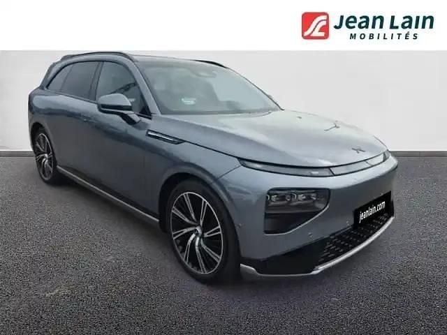 Occasion XPENG G9 405 kW (551 ch) 2025 Graphite gray SUV