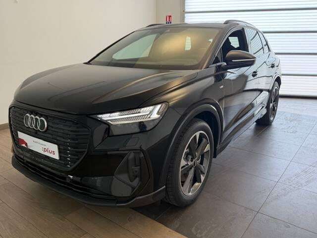 Noir mythic métallisé Nouvelle 2025 Audi Q4 e-tron S-Line SUV | 59 970 € (Prix juste) - Image 1/4