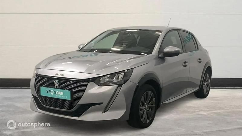 Utilisé 2021 Peugeot e-208 Style Citadine | 14 499 € - Image 1/4