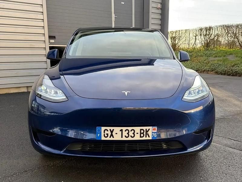 Bleu Utilisé 2024 Tesla Model Y Long Range RWD SUV | 45 990 € - Image 1/4