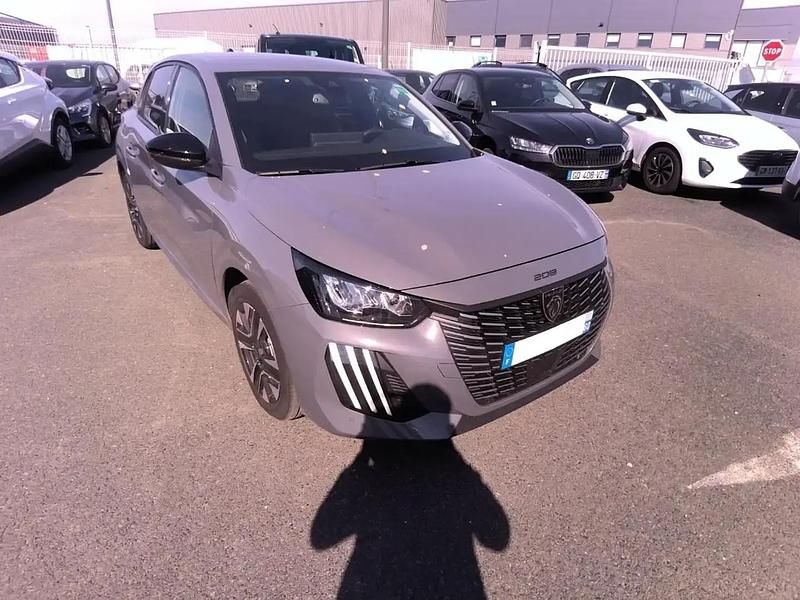 Gris Utilisé 2025 Peugeot 208 Allure Citadine | 19 690 € (Prix juste) - Image 1/4