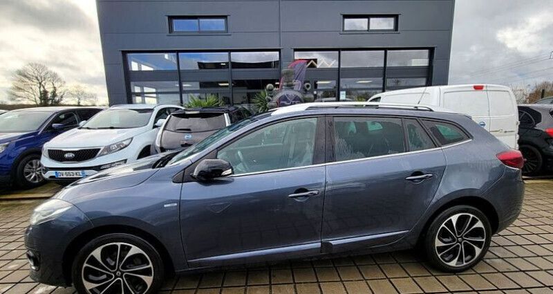 Utilisé 2015 Renault Mégane III LIMITED Berline | 7 490 € (Bon prix) - Image 1/4
