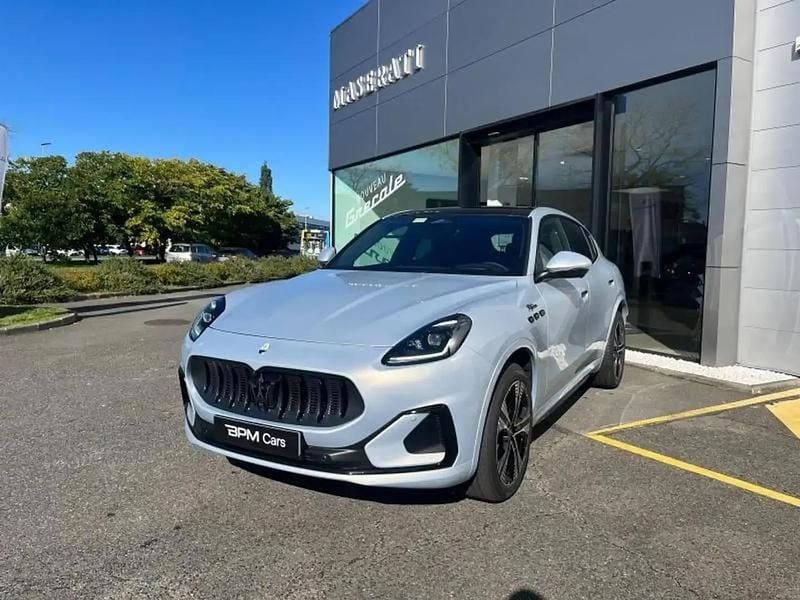 Blanc Utilisé 2024 Maserati Grecale Folgore SUV | 99 900 € - Image 1/4