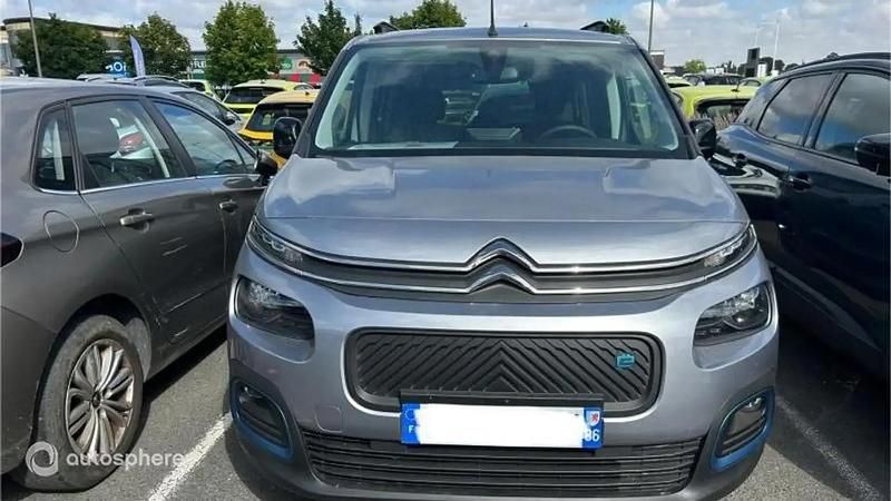 Gris Nouvelle 2025 Citroën e-Berlingo Shine Monospace | 37 799 € (Prix cher) - Image 1/4