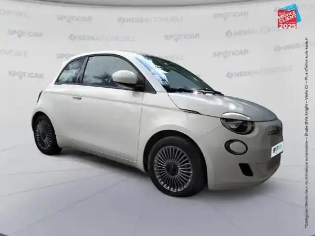 Occasion Fiat 500e 71 kW (97 ch) 2023 Blanc Citadine