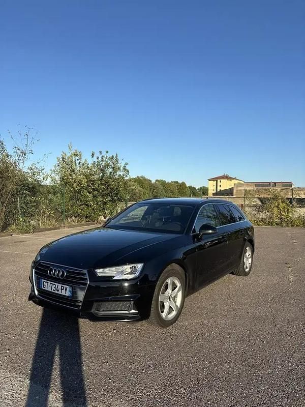 Occasion 2019 Audi A4 Ambition Break | 17 999 € (Prix juste) - Image 1/4