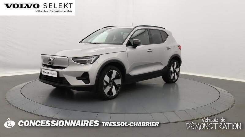 Gris Utilisé 2024 Volvo XC40 Plus SUV | 41 990 € - Image 1/3