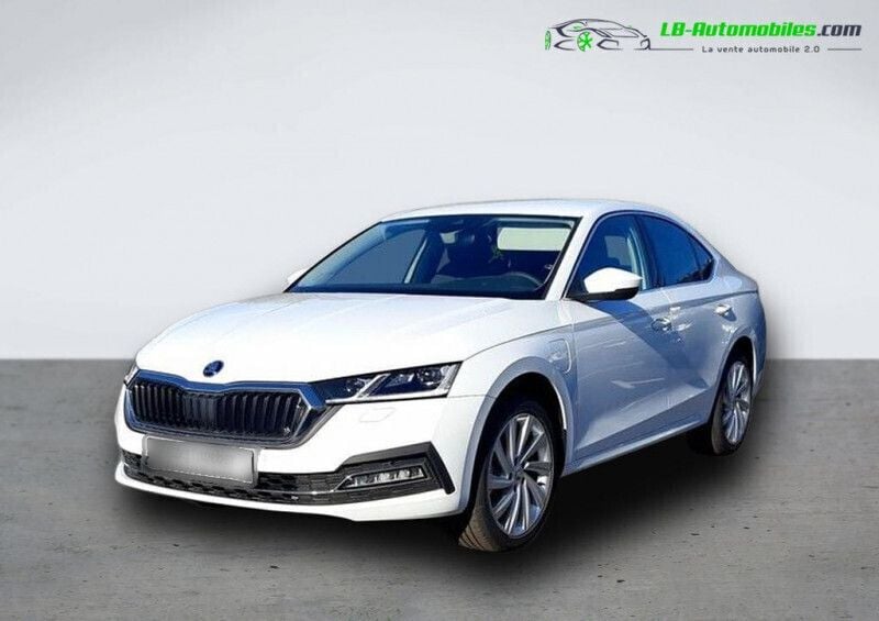 Utilisé 2025 Skoda Octavia Berline | 37 000 € (Prix juste) - Image 1/4