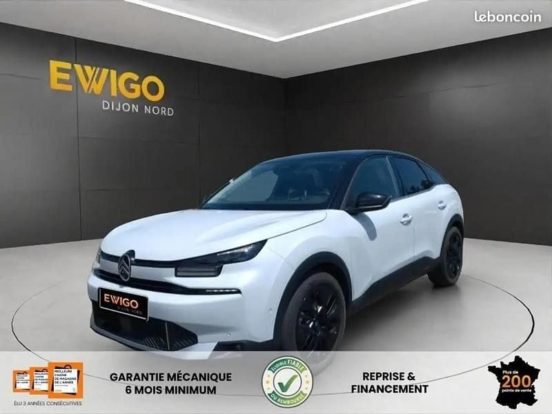 Blanc Nouvelle 2025 Citroën C4 Berline | 22 990 € (Prix juste) - Image 1/4