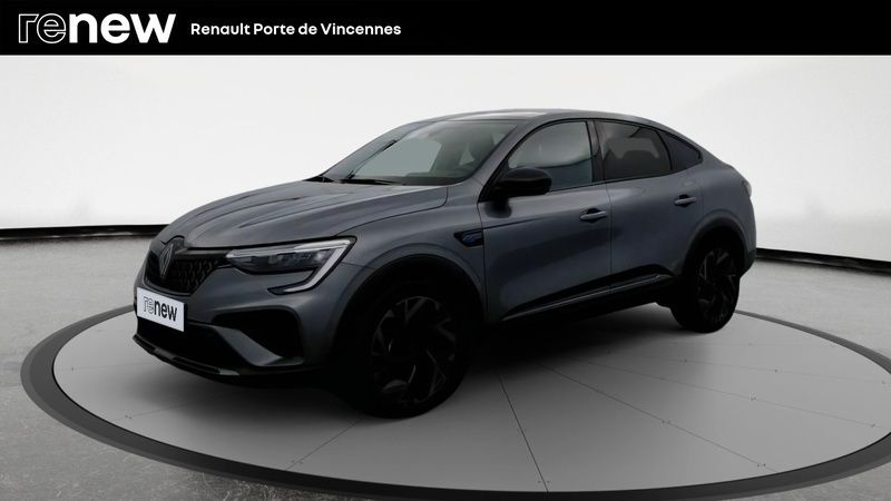 Gris Utilisé 2024 Renault Arkana SUV | 28 990 € (Prix cher) - Image 1/3