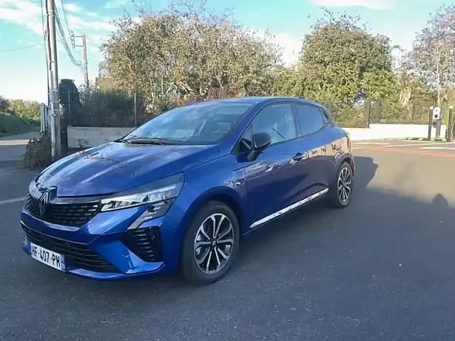 Bleu iron Occasion 2025 Renault Clio V Berline | 27 450 € - Image 1/4