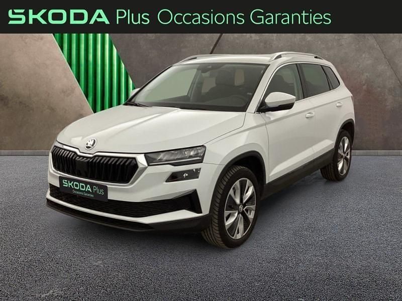 Blanc lune métallisée Utilisé 2024 Skoda Karoq Selection SUV | 32 900 € (Prix juste) - Image 1/4