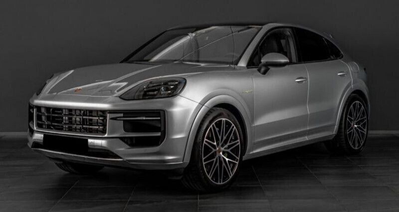 Utilisé 2024 Porsche Cayenne SUV | 120 000 € (Prix assez cher) - Image 1/4