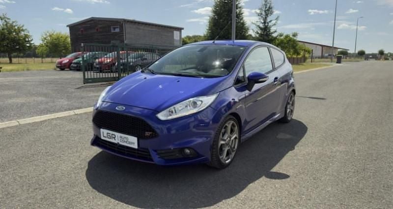 Bleu Utilisé 2016 Ford Fiesta ST Citadine | 12 990 € (Prix juste) - Image 1/4