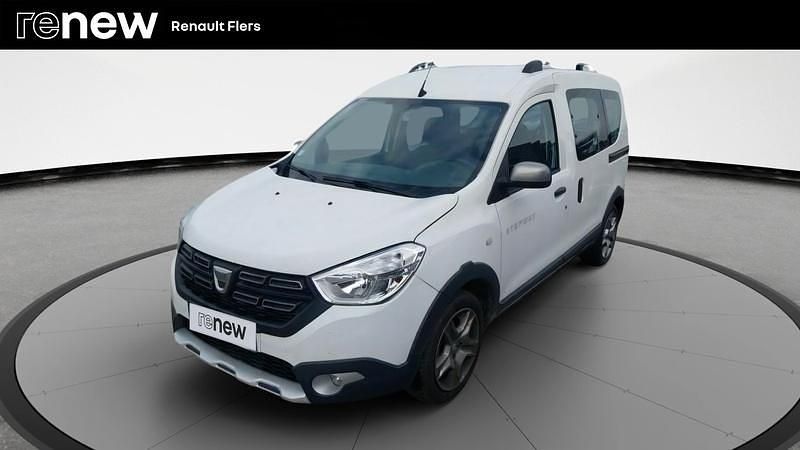 Blanc Utilisé 2020 Dacia Dokker Stepway Van | 15 590 € - Image 1/4