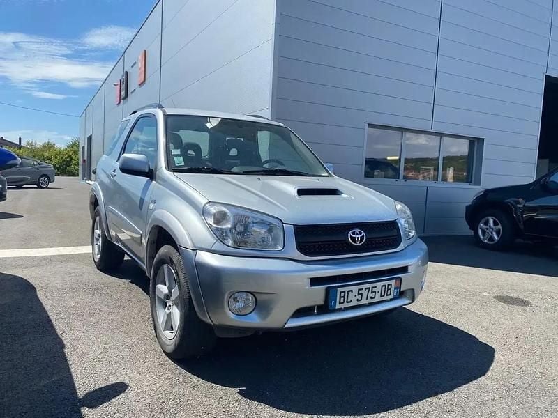 Occasion 2003 Toyota RAV4 SUV | 6 500 € - Image 1/4