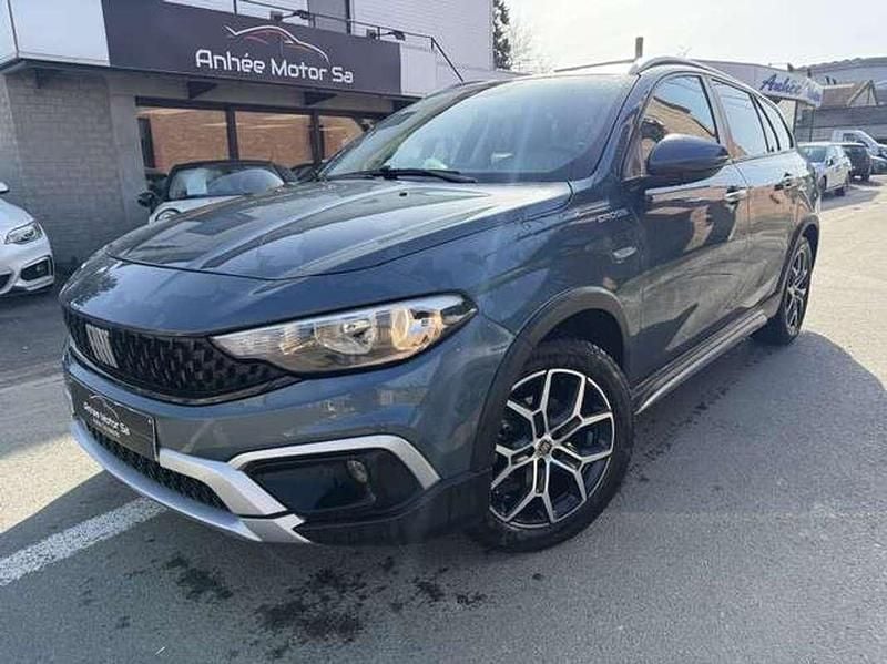 Occasion Fiat Tipo Cross 131 ch (96 kW) 2023 Gris Break