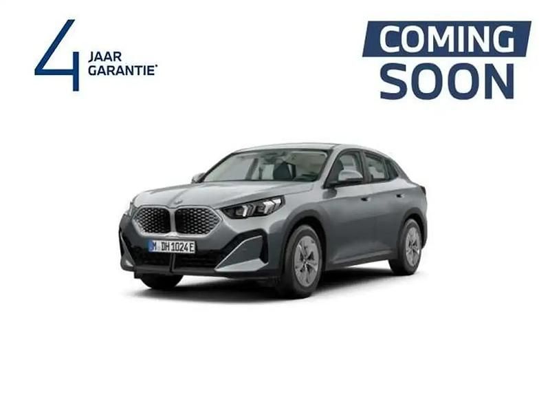 Gris Occasion 2025 BMW iX2 SUV | 39 950 € (Bon prix) - Image 1/4