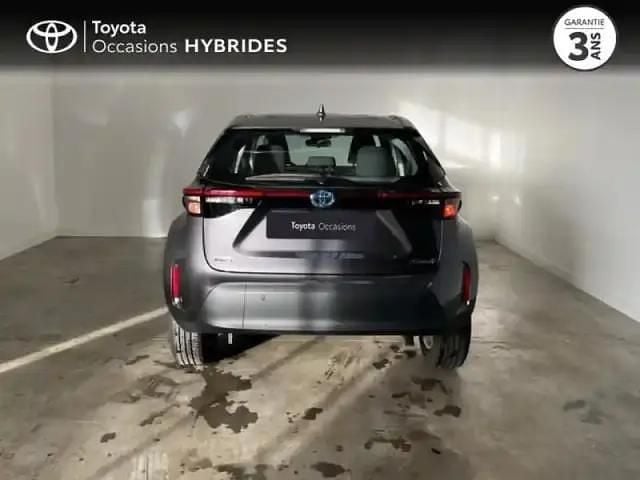 Occasion Toyota Yaris Cross Business Edition 2024 Gris atlas (m) SUV