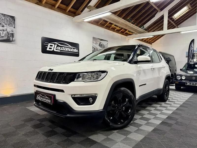Blanc Occasion 2019 Jeep Compass Night Eagle SUV | 15 490 € (Prix juste) - Image 1/4