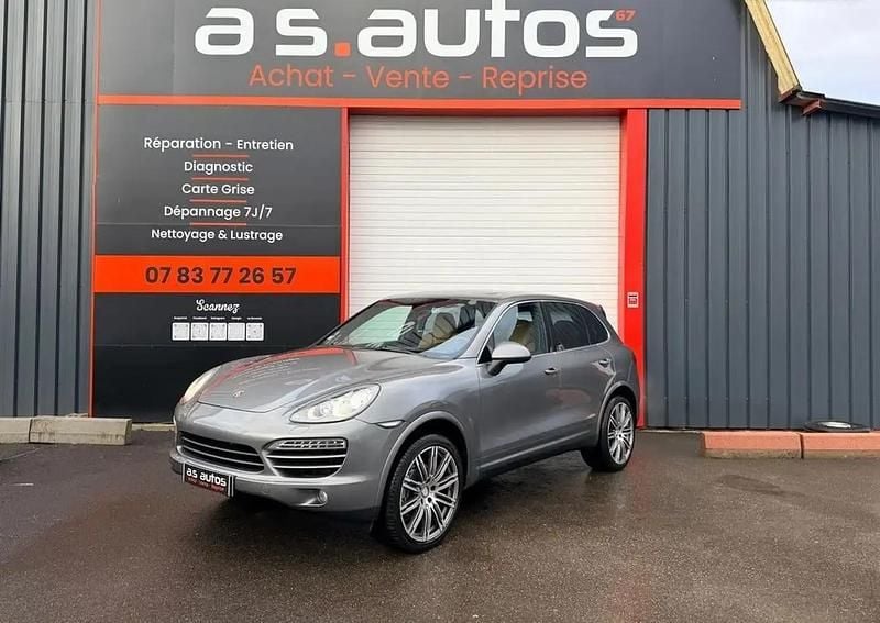 Gris Occasion 2013 Porsche Cayenne SUV | 24 990 € (Prix juste) - Image 1/4