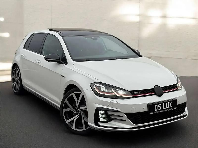 Blanc Occasion 2017 VW Golf VII Pro Berline | 20 990 € (Prix juste) - Image 1/4