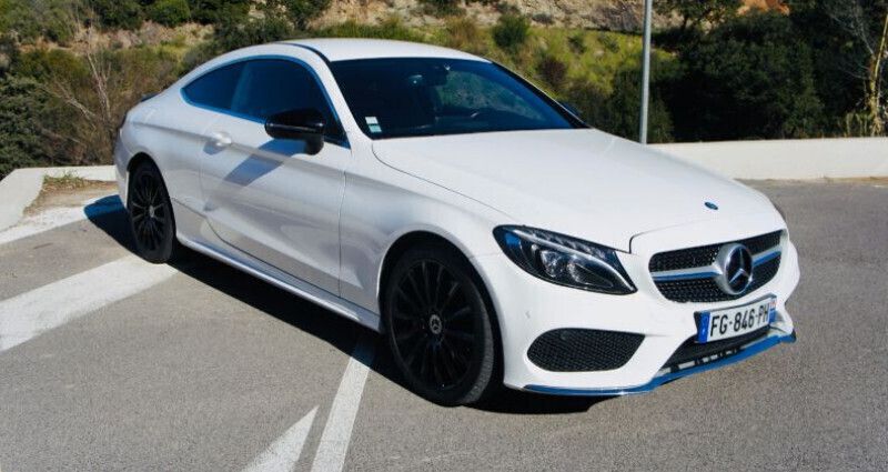 Blanc Utilisé 2016 Mercedes C300 AMG Coupé | 26 990 € - Image 1/4