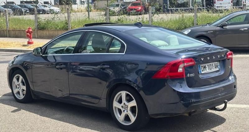 Occasion Volvo S60 Momentum 163 ch (119 kW) 2012 Berline