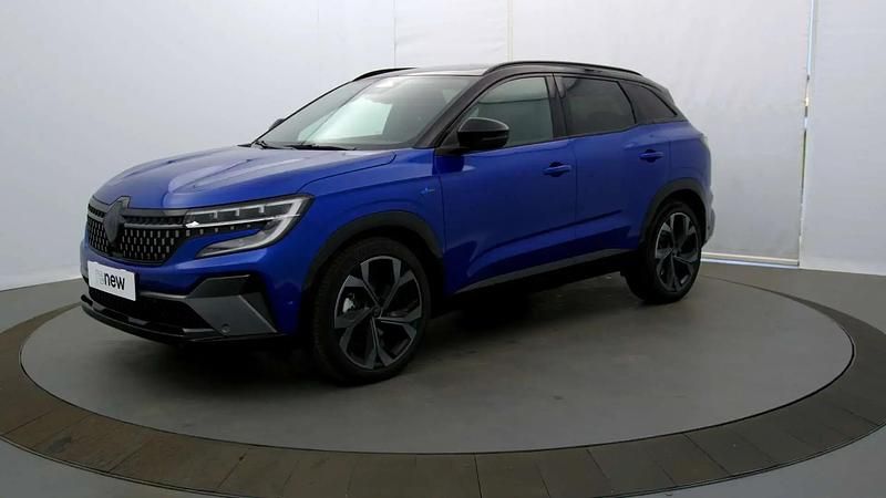 Bleu Utilisé 2025 Renault Austral Iconic Esprit Alpine SUV | 36 590 € (Prix juste) - Image 1/4