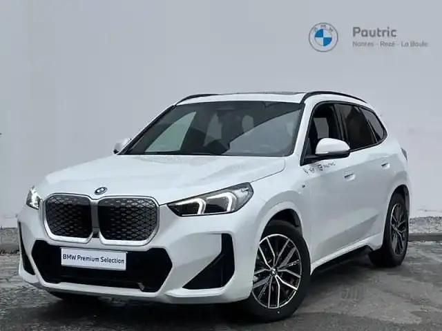 Blanc Utilisé 2025 BMW iX1 M Sport SUV | 54 000 € - Image 1/4