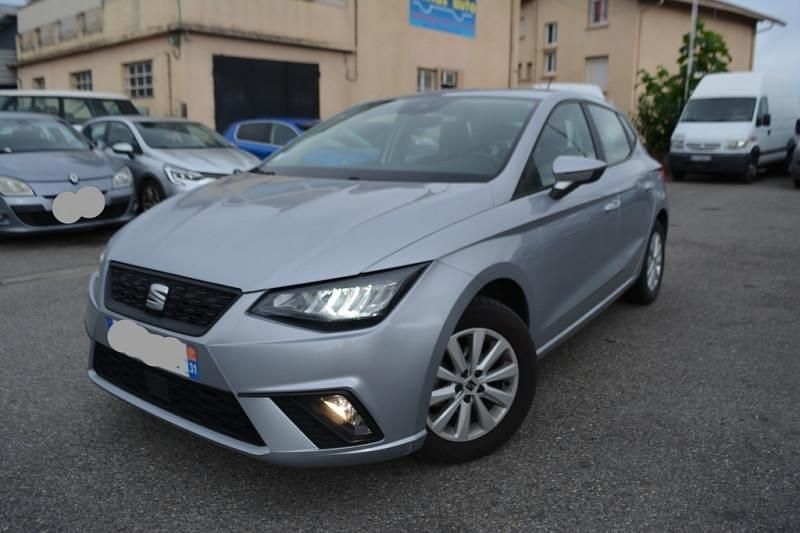 Utilisé 2022 Seat Ibiza Business Citadine | 11 990 € (Super prix) - Image 1/4