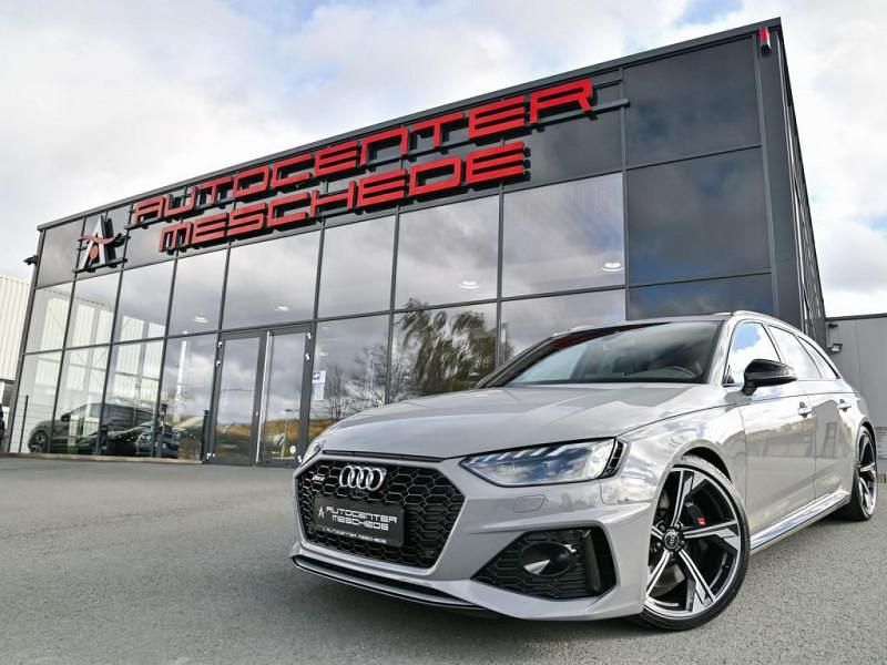 Utilisé 2022 Audi RS4 Sport Break | 66 789 € - Image 1/4