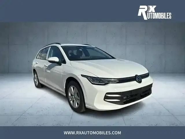 Blanc Occasion 2024 VW Golf VIII Life Break | 25 880 € (Prix juste) - Image 1/4