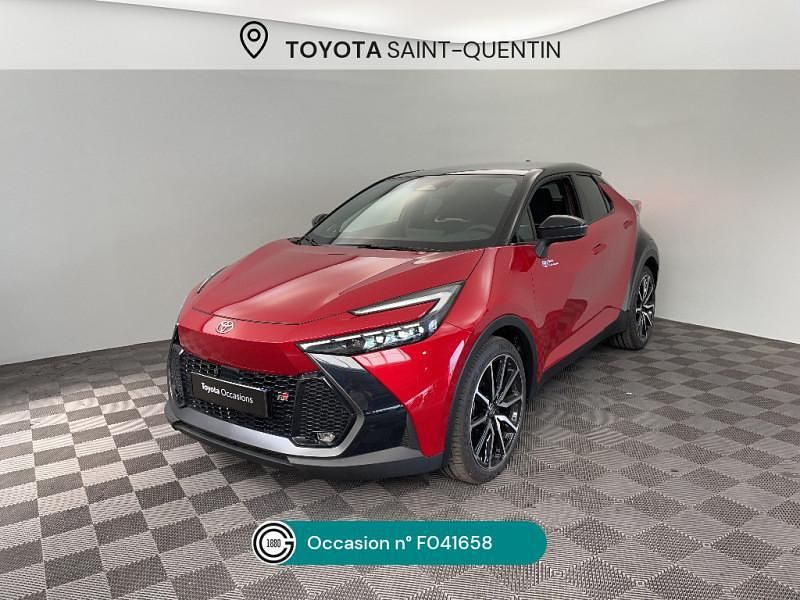 Utilisé 2025 Toyota C-HR Sport SUV | 42 990 € - Image 1/4
