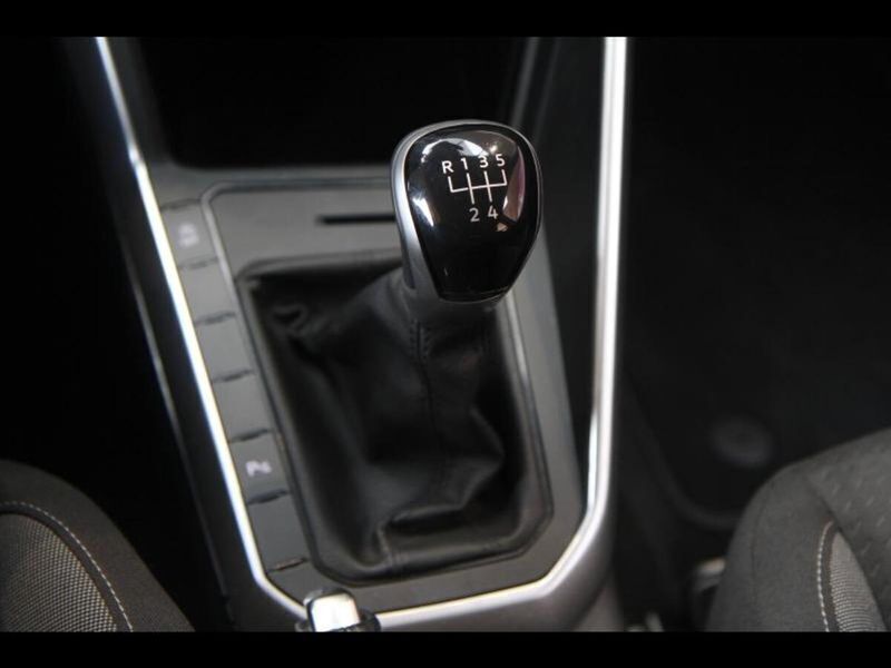 Image 3/4
