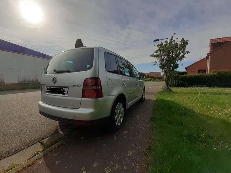 Image 4/4