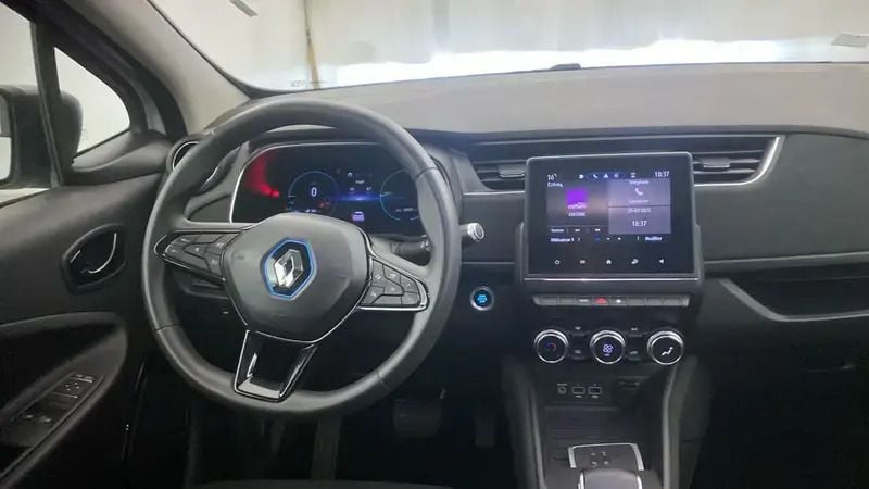 Image 3/4