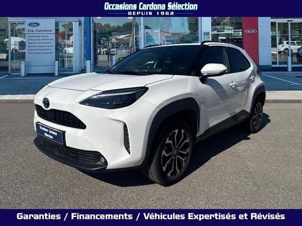 Blanc Utilisé 2023 Toyota Yaris Hybrid Design | 23 590 € (Prix juste) - Image 1/4