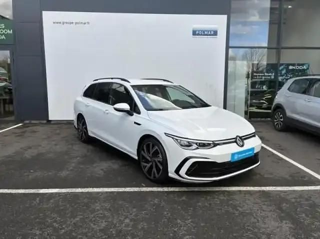 Blanc pur Utilisé 2022 VW Golf VIII R-line Break | 26 990 € (Bon prix) - Image 1/4