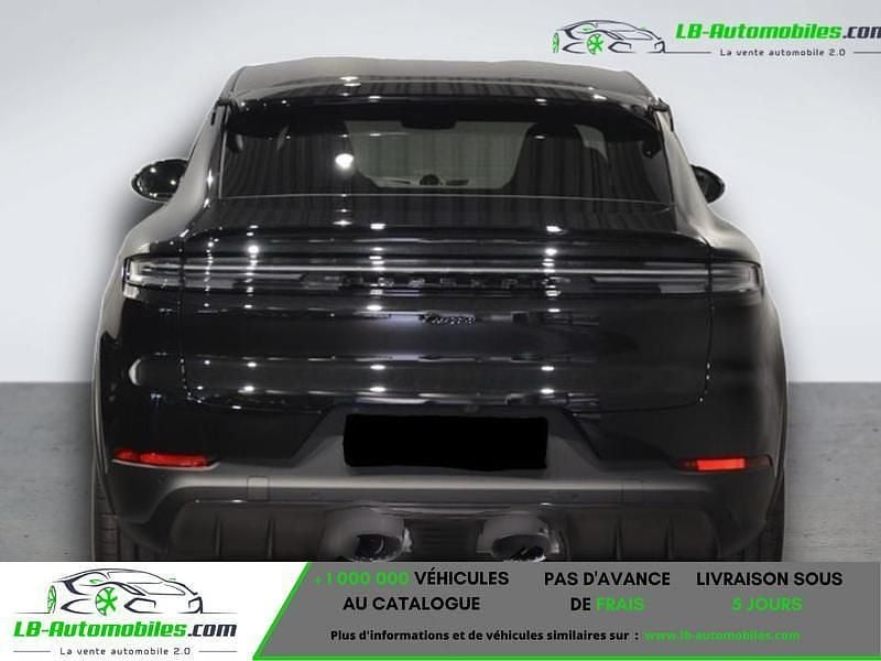 Utilisé 2025 Porsche Cayenne Turbo E-Hybrid SUV | 249 300 € - Image 1/3