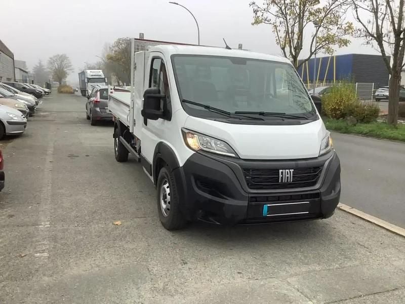 Blanc Utilisé 2024 Fiat Ducato Van | 31 900 € - Image 1/4