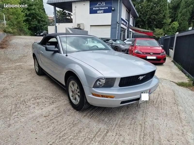 Gris Utilisé 2006 Ford Mustang Convertible Cabriolet | 22 900 € - Image 1/4