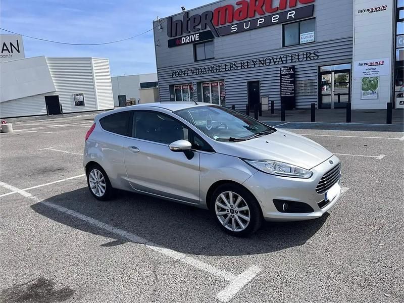 Argent Utilisé 2016 Ford Fiesta Titanium Citadine | 8 500 € (Prix juste) - Image 1/4