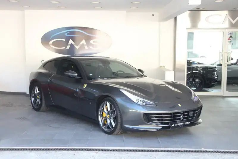 Gris Utilisé 2019 Ferrari GTC4Lusso Coupé | 209 900 € - Image 1/4