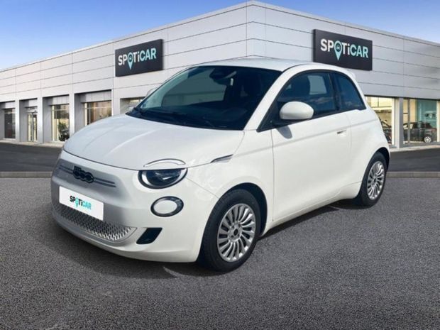 Blanc Utilisé 2022 Fiat 500e Action Citadine | 15 990 € (Prix assez cher) - Image 1/4