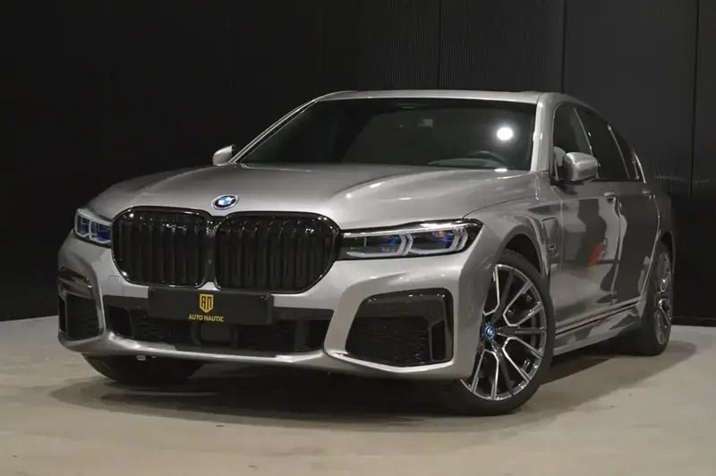 Gris Utilisé 2022 BMW 745e M Sport Berline | 55 900 € - Image 1/4